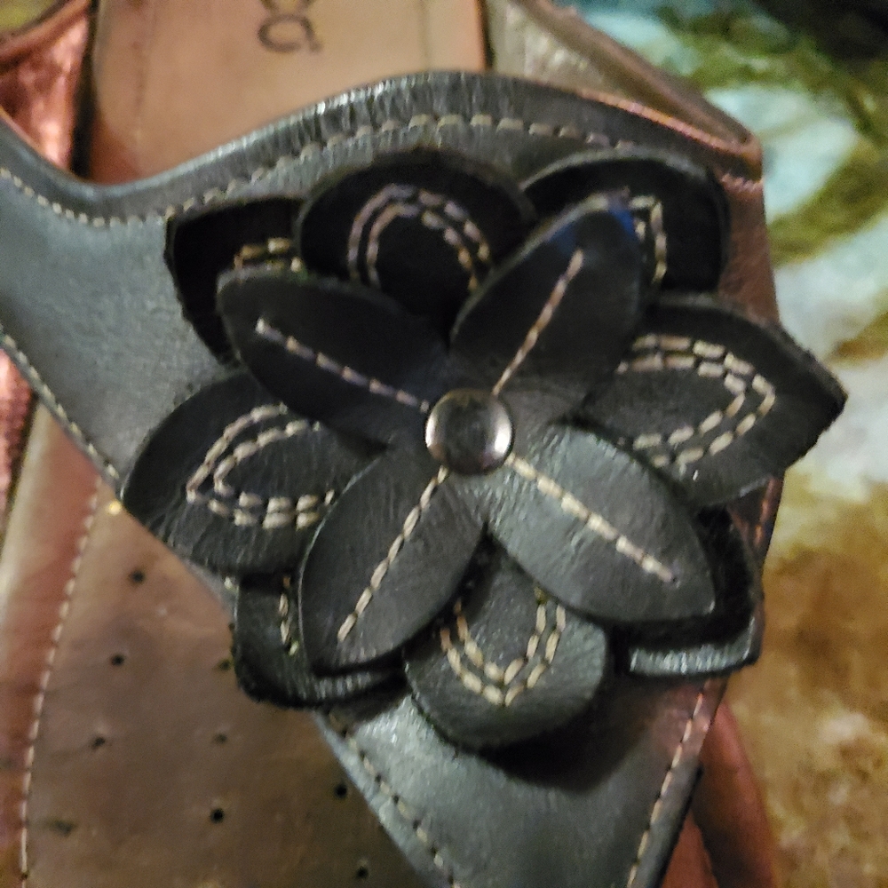 ECCO SANDALS - Picture 4 of 5